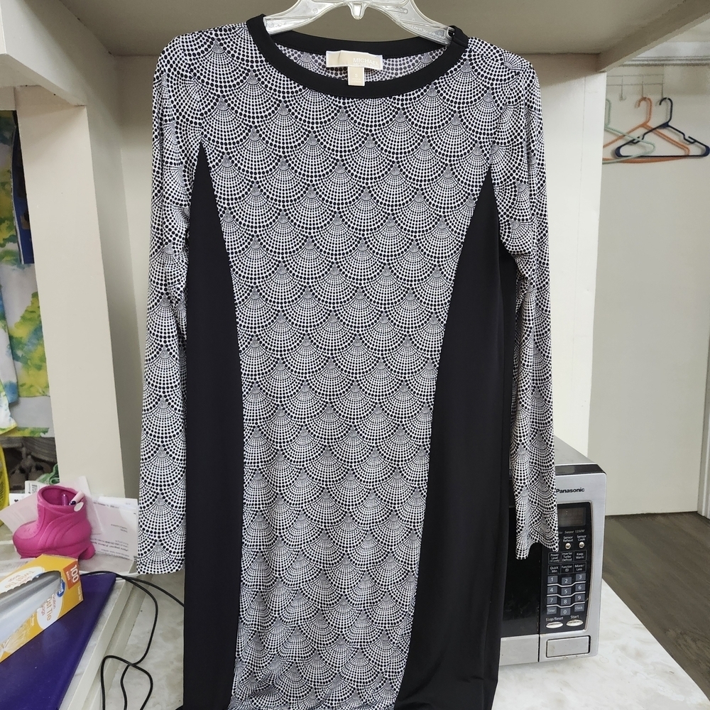 Michael Kors Black and White Long Sleeve Dress